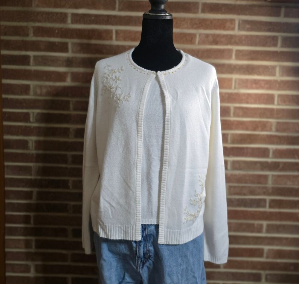 Vintage Laura Scott Petite Off-White Knit Set Cardigan & Top Beaded Floral SZ M